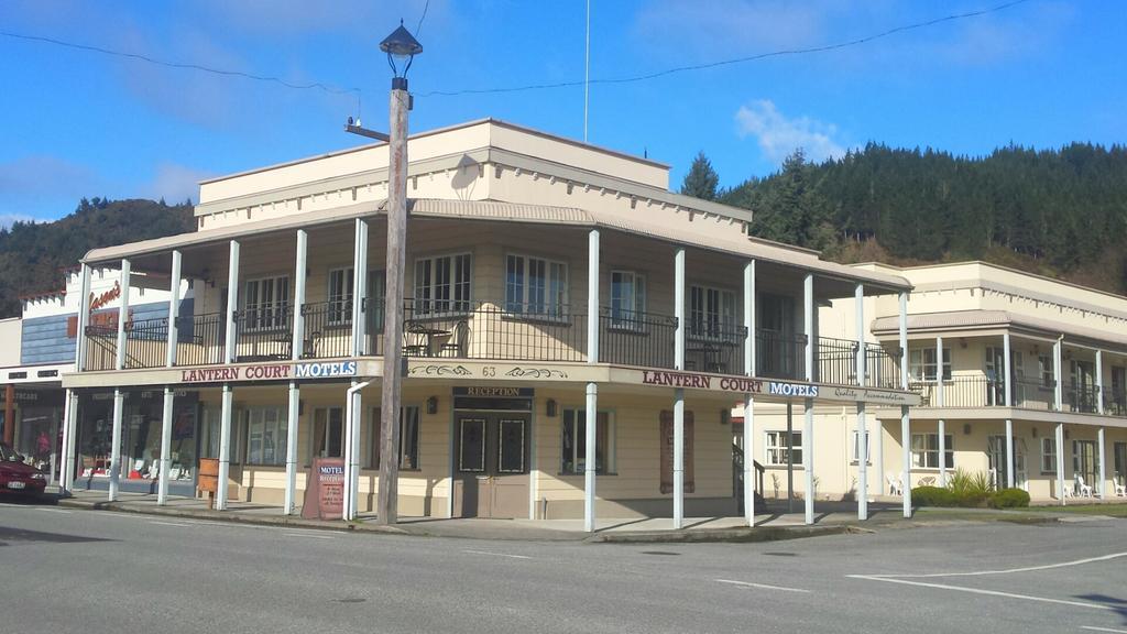 Lantern Court Motel Реефтон Экстерьер фото