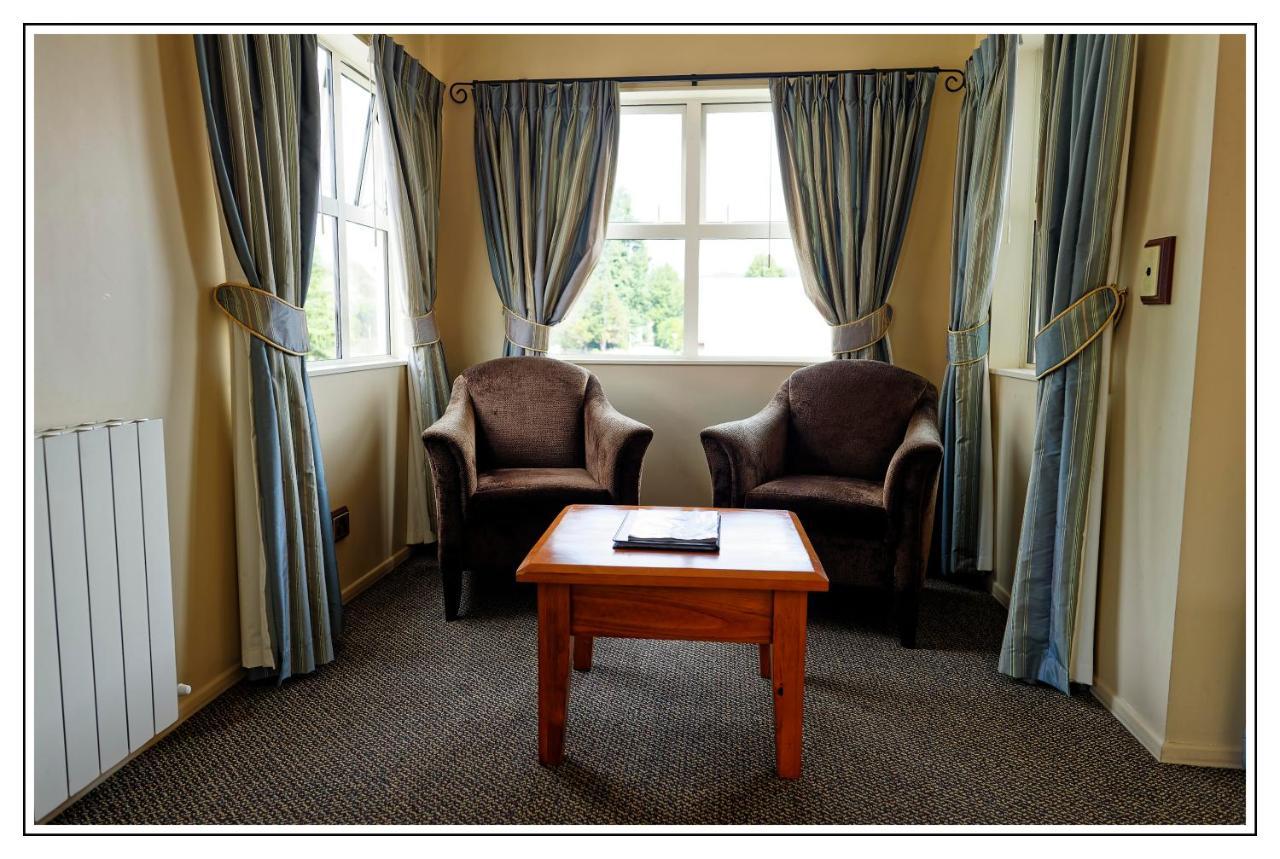 Lantern Court Motel Реефтон Экстерьер фото
