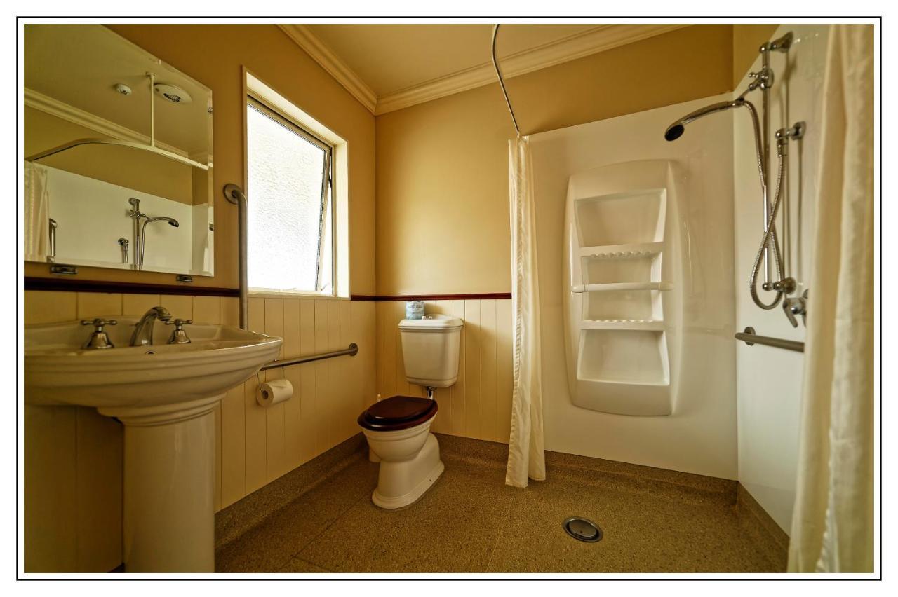 Lantern Court Motel Реефтон Экстерьер фото