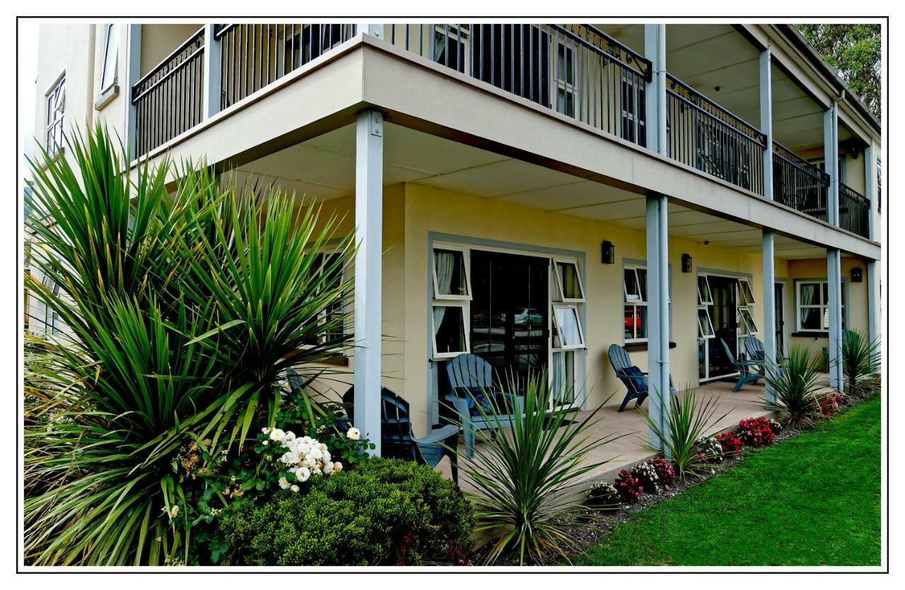 Lantern Court Motel Реефтон Экстерьер фото